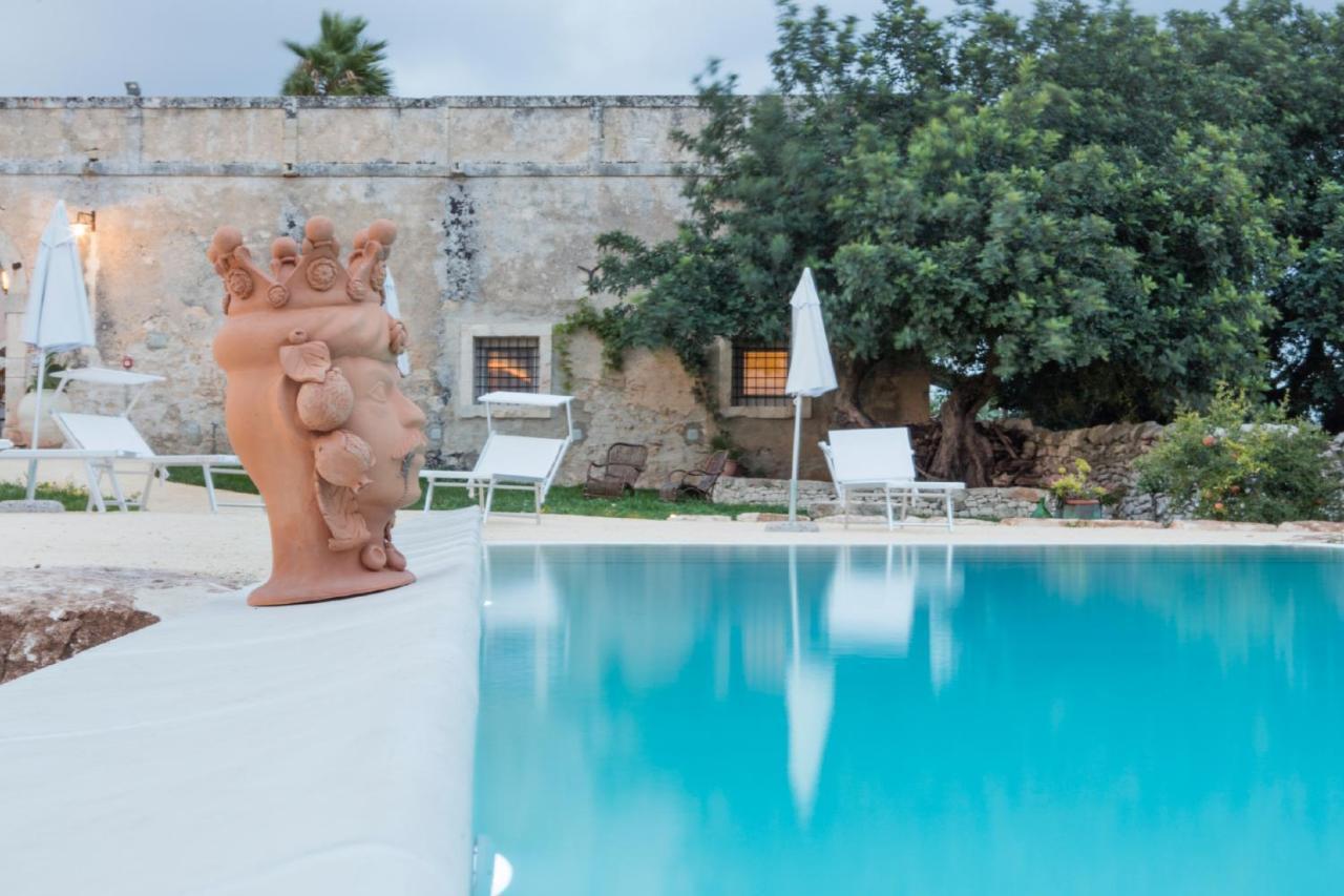 Гостевой дом Terre Di Cavalusi Relais Доннафугата Экстерьер фото