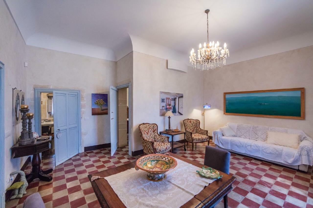 Гостевой дом Terre Di Cavalusi Relais Доннафугата Экстерьер фото